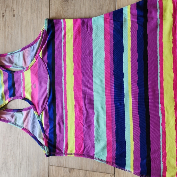 Lukka Razorback Tank - Picture 7 of 7